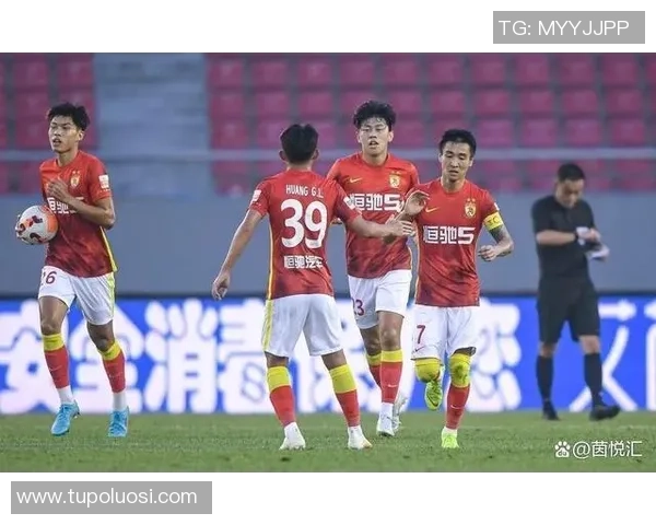 武汉足球队在全国锦标赛中的速度优势与战术分析